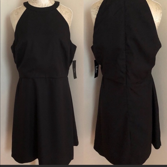 Lulus Dresses & Skirts - Lulu’s Black Dress 👗